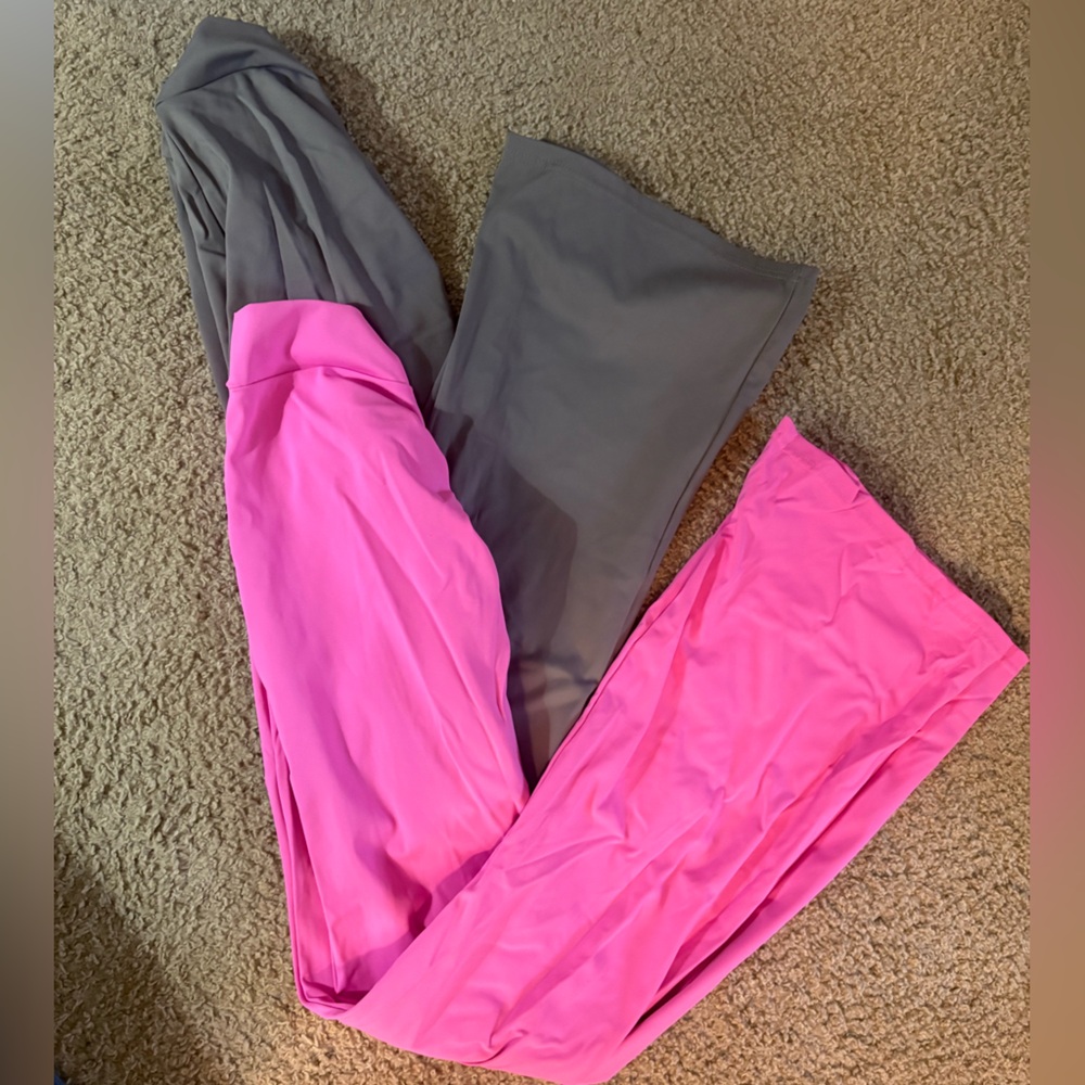 Pink and gray butt scrunched leggings - size small